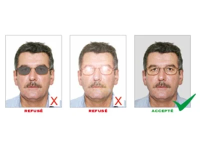 Prise de vue d’identité avec fond et éclairage contrôlés